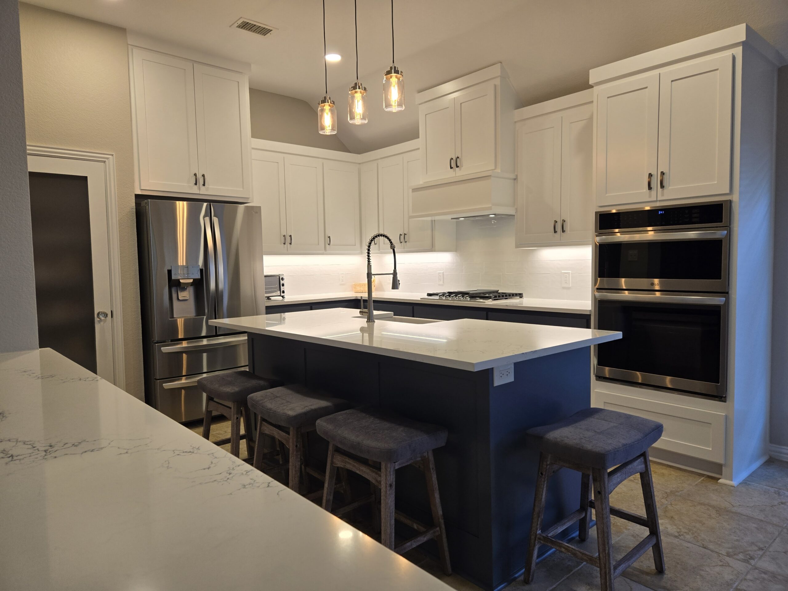 Madison Dr 7