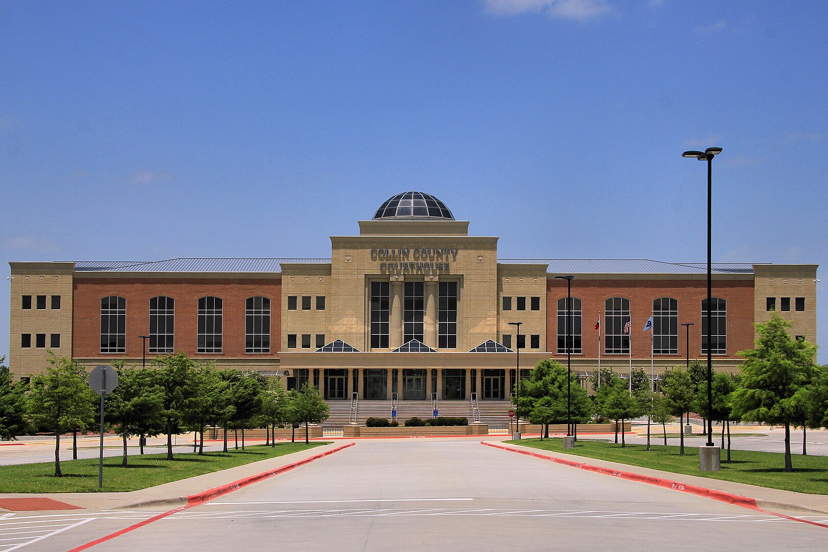 1620px-Collin_county_tx_courthouse